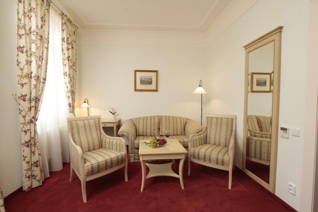 Spa Hotel Schlosspark Karlovy Vary Camera foto